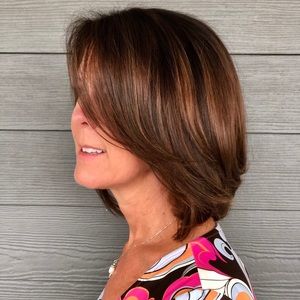 Meet your Posher, Suzanne